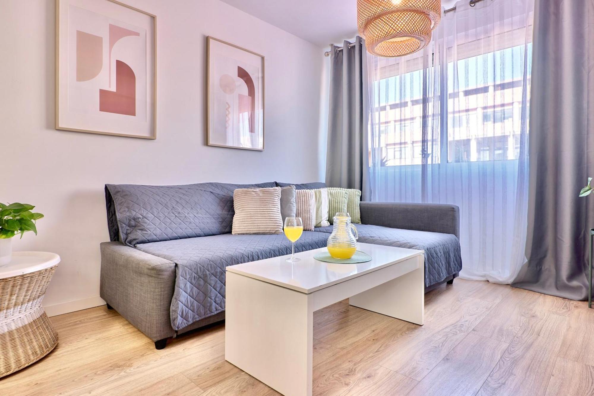 Spacious, Sunny Flat By City Of Arts & Sciences Valencia Exterior foto